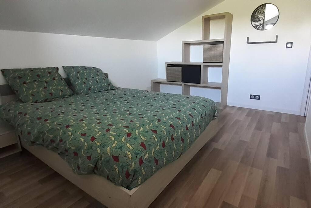 Appartement 60M² -Clonas /Vareze Luaran gambar